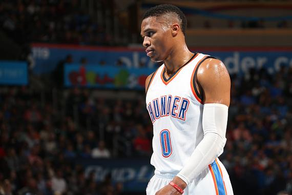 米体：泽林斯基本有望德比首发，但国家队赛后他出现身体问题（米体：泽林斯基预计德比先发，但国家队赛后出现身体不适）