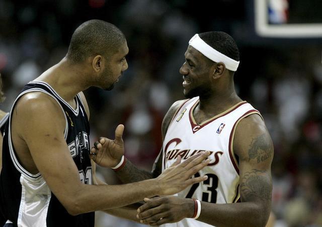 NBA球队战术解析：雄鹿防守策略调整,（雄鹿防守变阵：NBA战术深度解读）